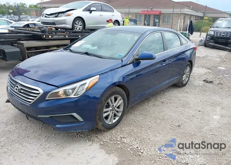 2017 Hyundai Sonata Se z USA, uszkodzony, nr VIN 5NPE24AF1HH571635